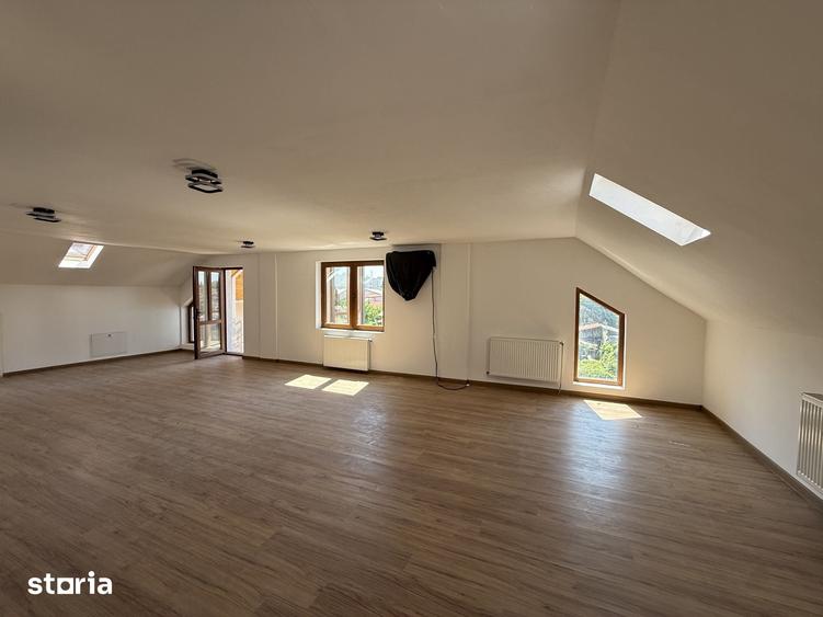 Casă cu 7 camere cu Teren 530 Mp în Berceni