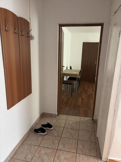 Inchiriez apartament - 1