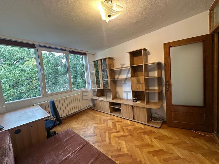 Apartament cu 4 camere decomandat, mobilat în Șagului