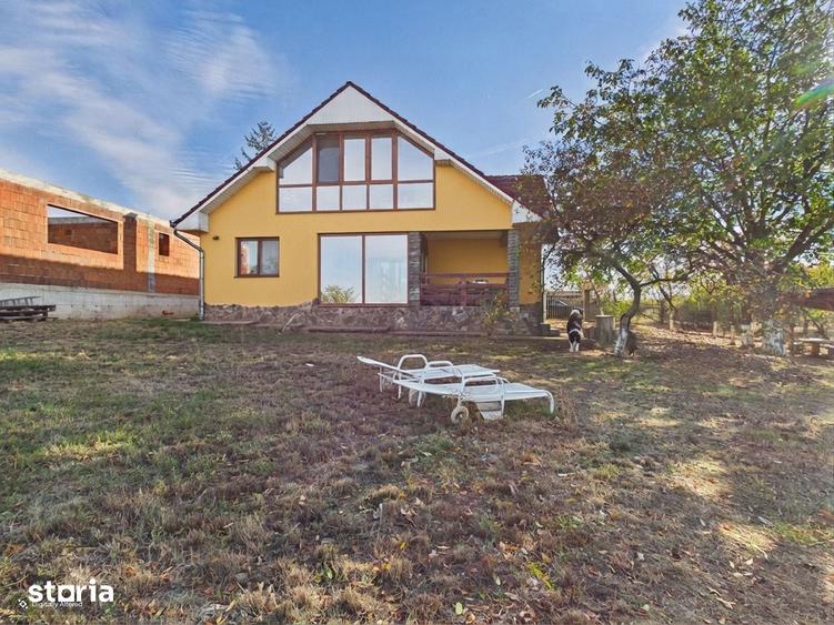 Casă cu 5 camere cu Teren 961 Mp în Nojorid