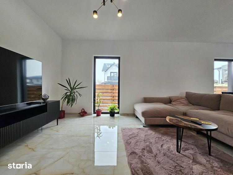 Casă cu 4 camere cu Teren 600 Mp în Tărlungeni