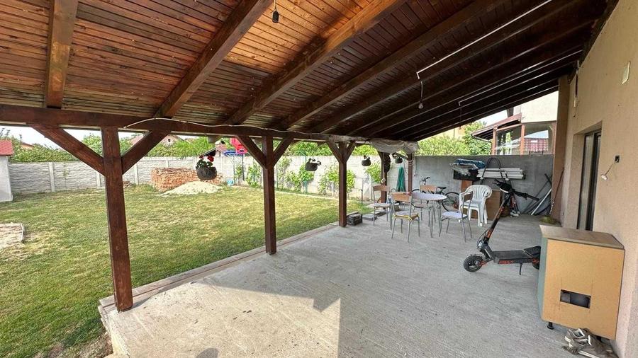 Casă cu 4 camere cu Teren 607 Mp în Chișoda