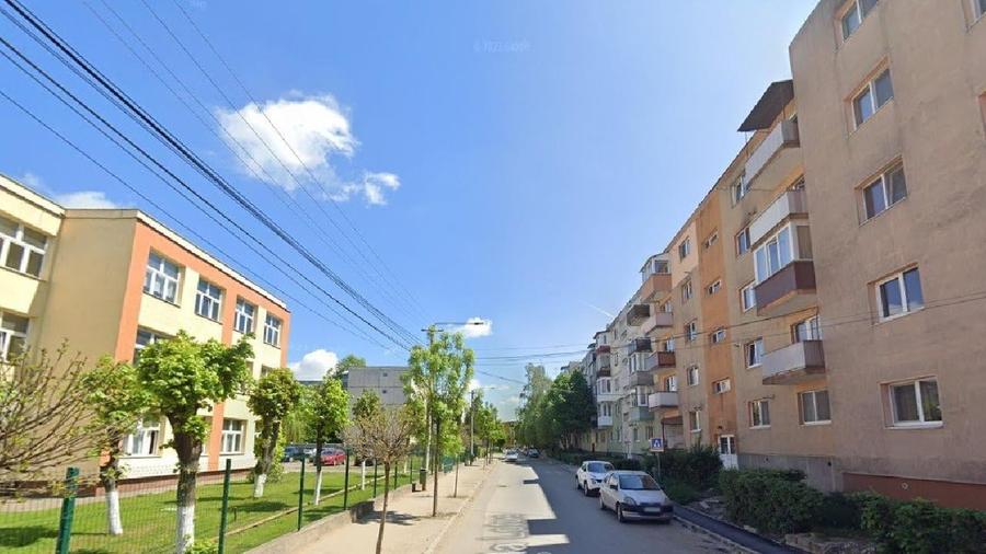 Apartament cu 3 camere decomandat în Sud-Est