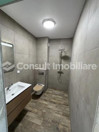 Apartament cu 3 camere semidecomandat, mobilat în Someșeni