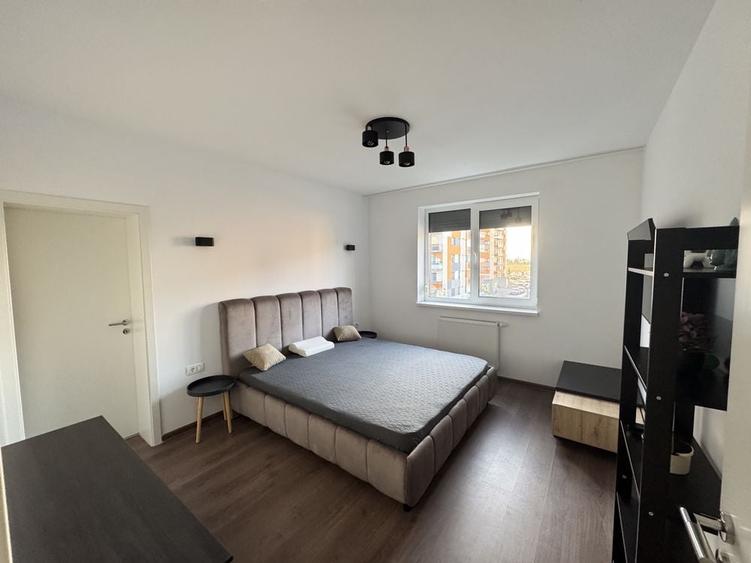 Proprietar inchiriez Apartament 2.5 camere, tractorul decomandat - 4