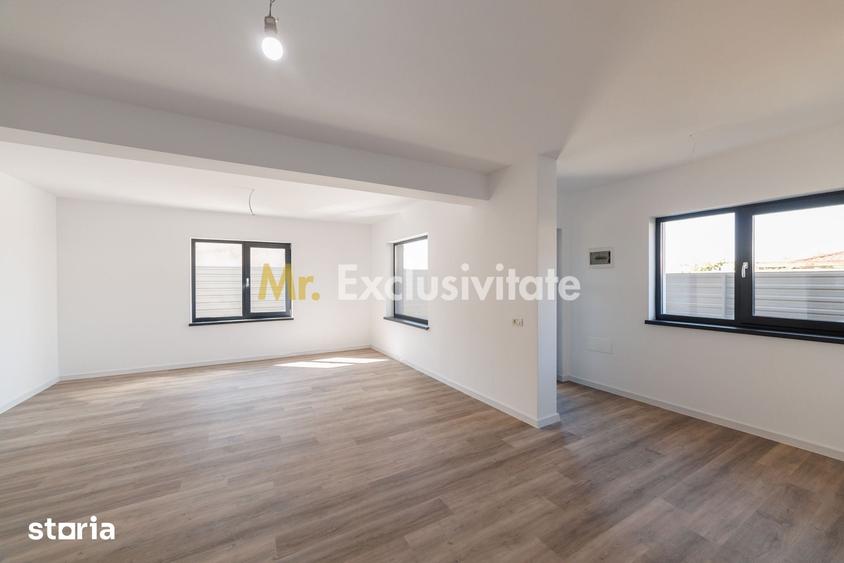 Casă cu 4 camere cu Teren 250 Mp în Bradu
