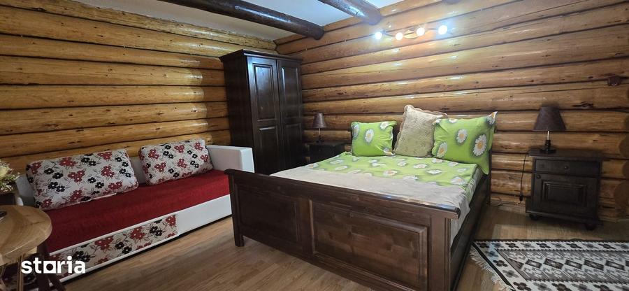 Casă cu Teren 806 Mp în Moroeni