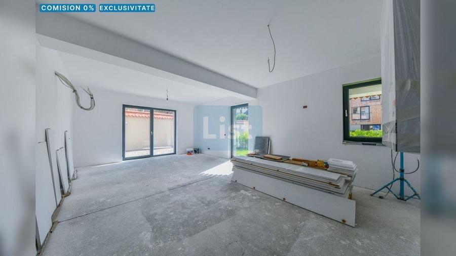 Apartament cu 3 camere decomandat în Brașovul Vechi