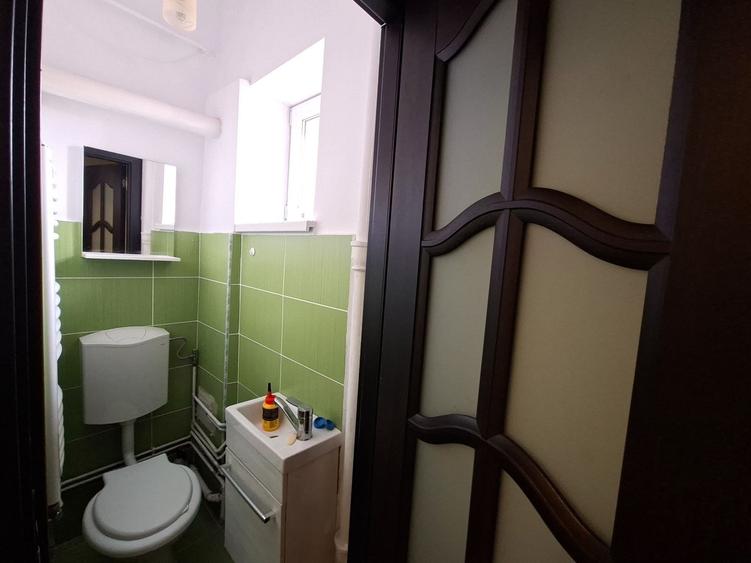 Apartament cu 2 camere, priveliște superbă spre Tâmpa, zonă centrală - 12