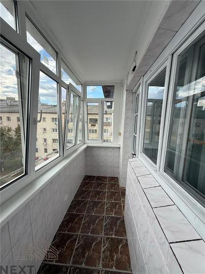 Apartament cu 3 camere decomandat în Brăilei