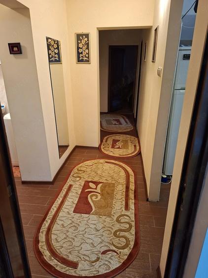 Apartament cu 3 camere decomandat în Ultracentral
