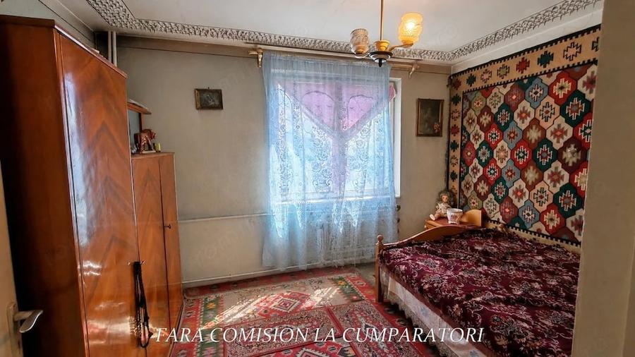 Apartament cu 2 camere semidecomandat în Căzănești (Râmnicu Vâlcea)
