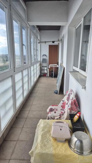 Apartament cu 2 camere semidecomandat în Mihai Bravu