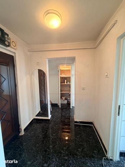 Apartament cu 4 camere în Micro 13