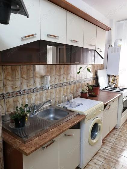 Apartament cu 2 camere decomandat în Coman