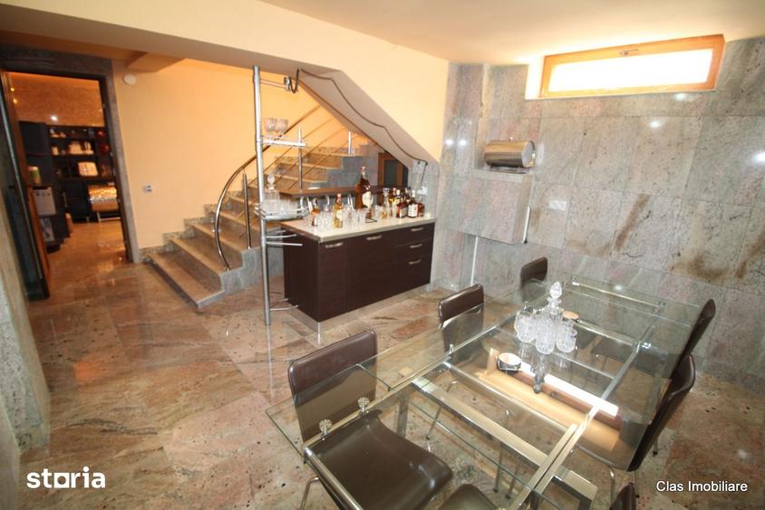 Casa cu finisaje de lux Zona Rezidentiala !! - 12
