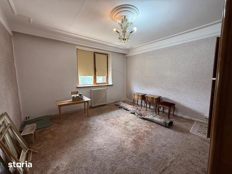 Apartament cu 3 camere decomandat în Ultracentral