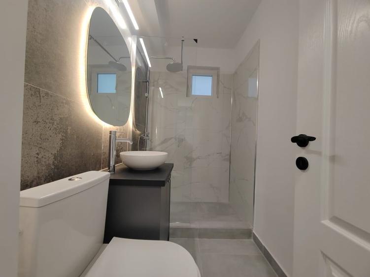 Apartament cu 2 camere semidecomandat în Titan