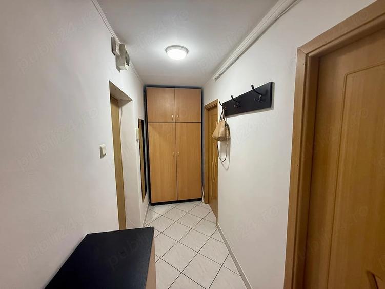 Garsonieră decomandată în Răcădău