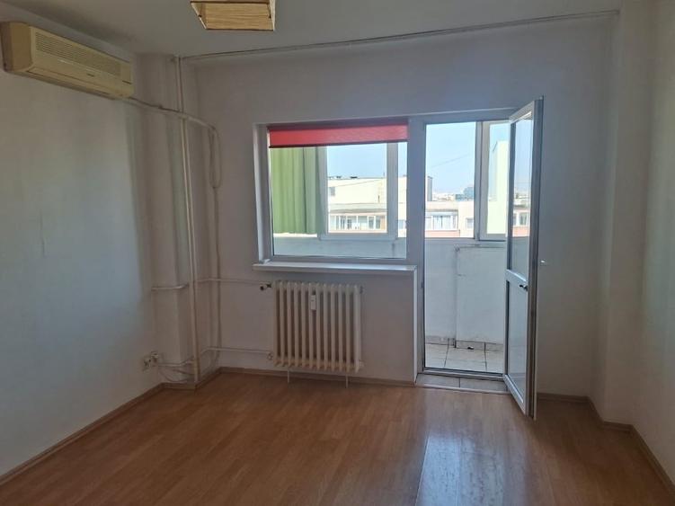Apartament cu 2 camere decomandat în Moșilor