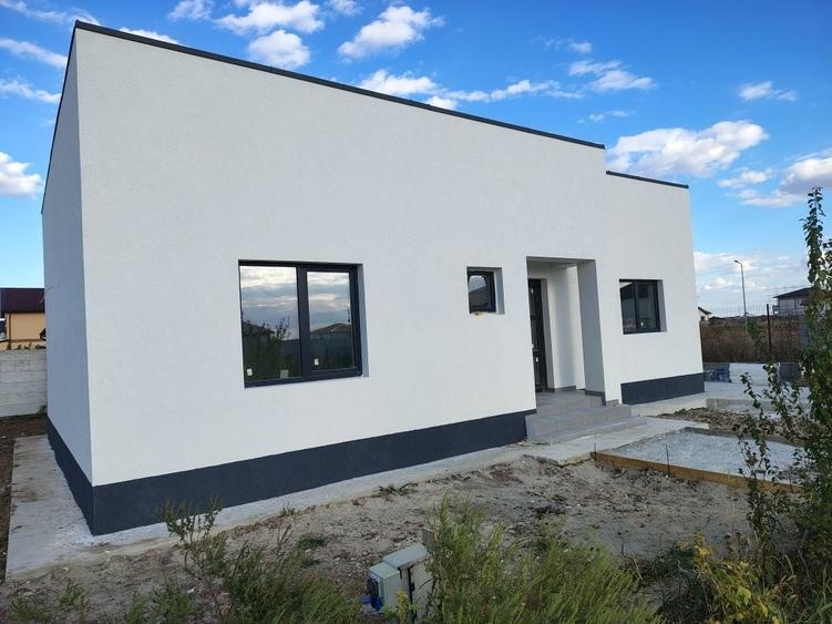 Casă cu 4 camere cu Teren 98 Mp în Berceni