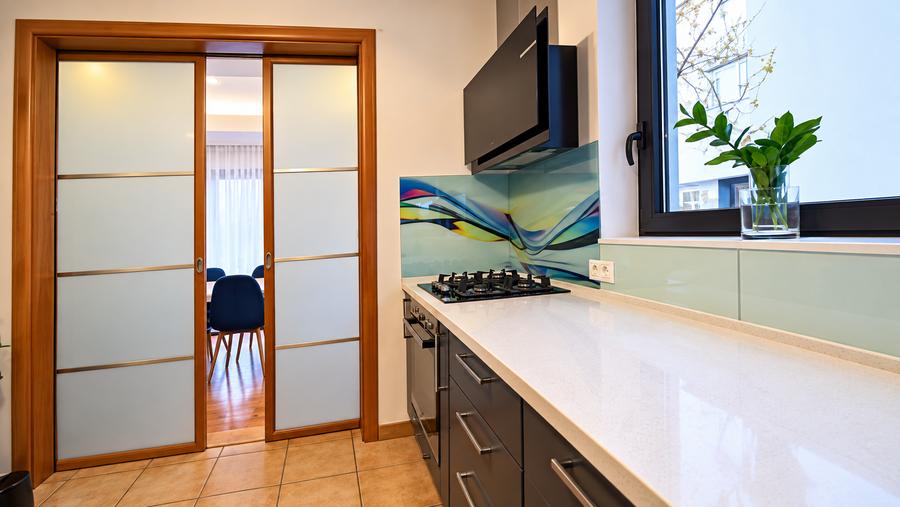 Apartament cu 4 camere, mobilat în Floreasca