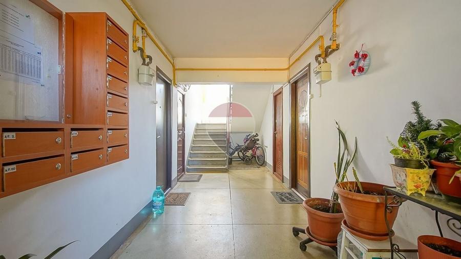 Apartament cu 2 camere semidecomandat, mobilat în Astra