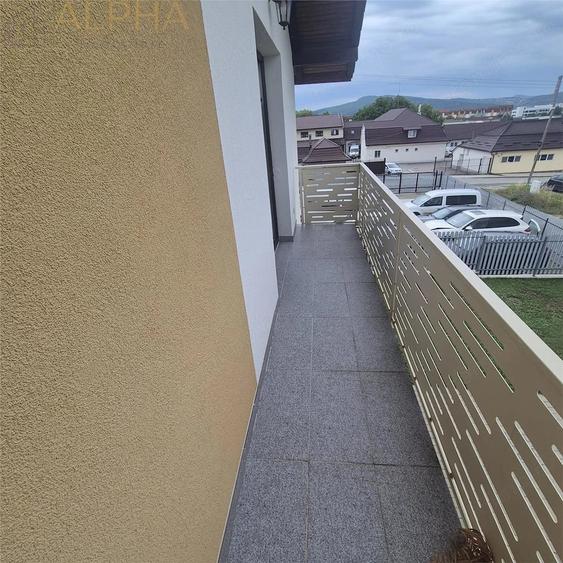 Casă cu Teren 500 Mp în Cetății