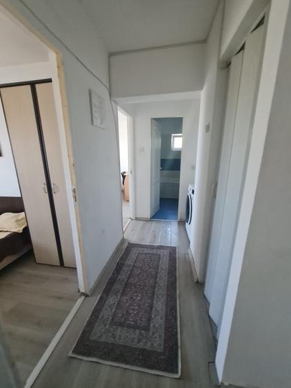 Inchiriez apartament de 2 camere transformat in 3 Faleza Nord plaja Reina/Complex - 10