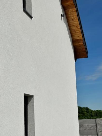 Duplex cu 4 camere cu Teren 270 Mp în Moșnița Nouă