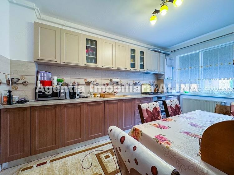 Apartament cu 2 camere decomandat în Pietroasa