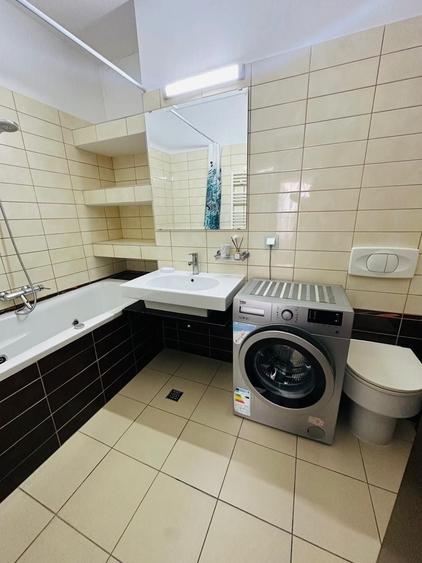 Apartament cu 3 camere decomandat, mobilat în Tineretului