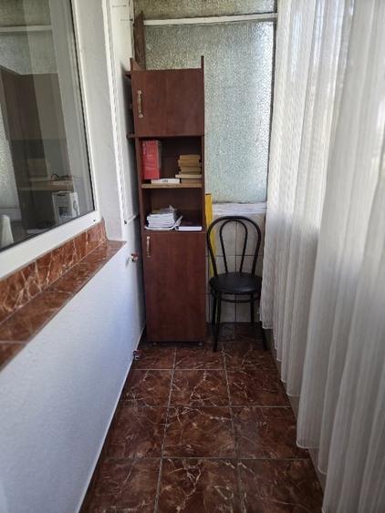 Garsonieră decomandată, mobilată în Gorjului