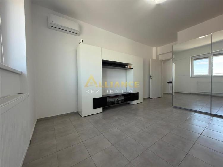 Apartament cu 2 camere decomandat în Metalurgiei