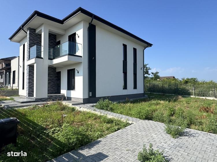 Casă cu 4 camere în Hlincea