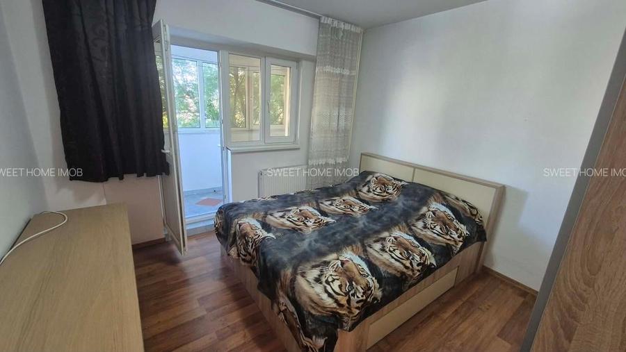 Apartament cu 3 camere decomandat în Lacul Tei