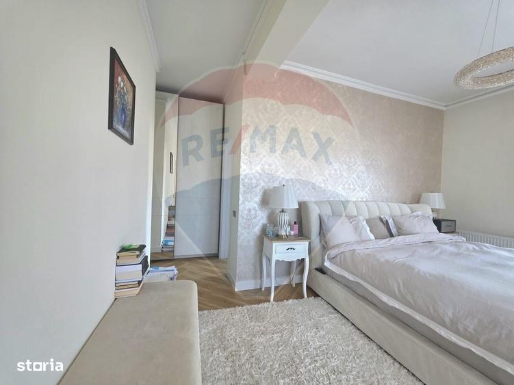 Apartament cu 4 camere în Unirii