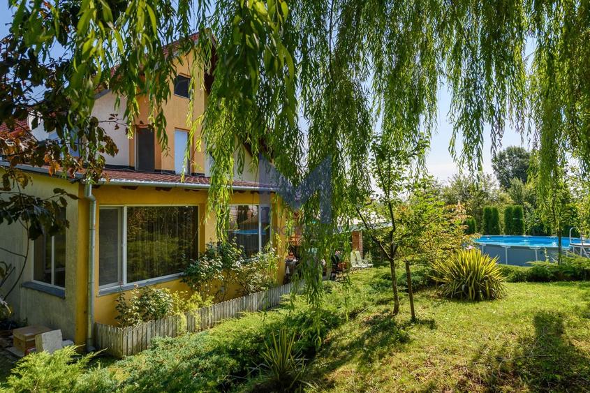 Casă individuală cu 4 camere cu Canalizare în Feleacu