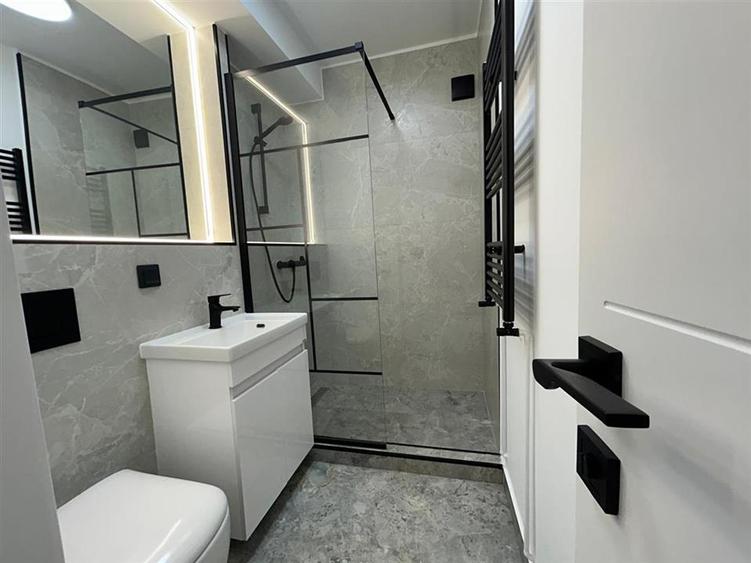 Apartament cu 2 camere decomandat în Centrul Civic