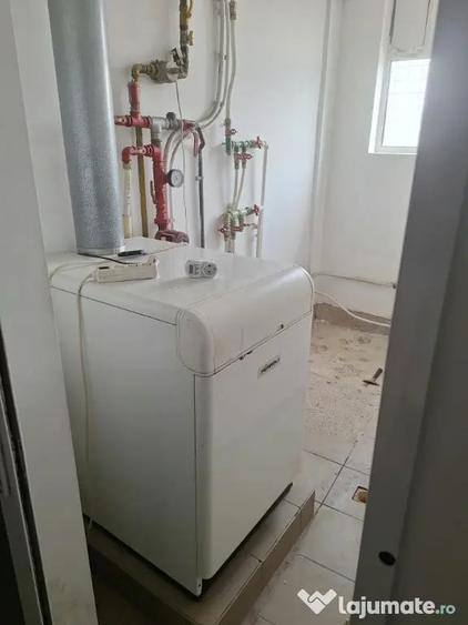 Spațiu comercial, de 950 mp, în Central