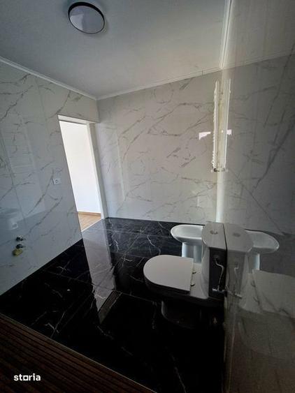 Proprietar vand vila in Hlincea ,posibil schimb cu apartament si dif. - 5