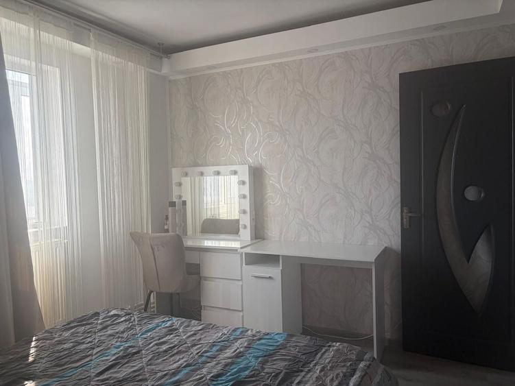 Apartament cu 2 camere decomandat în Alexandru Obregia