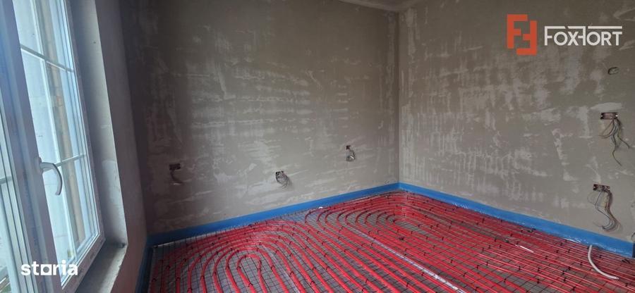 Casă cu 4 camere cu Teren 365 Mp în Central