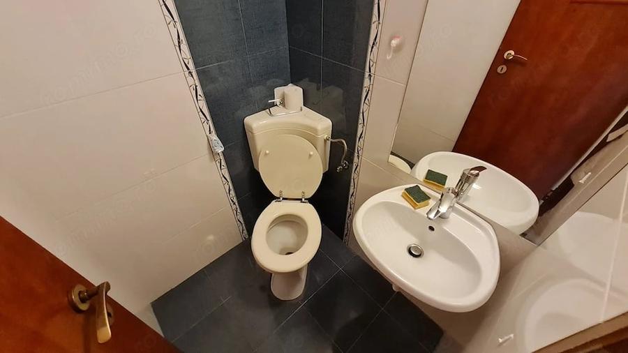 Apartament cu 3 camere decomandat în Griviței