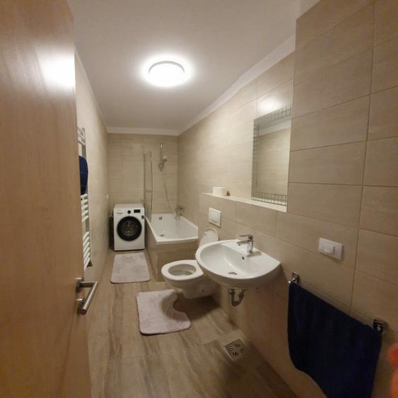 Apartament cu 2 camere decomandat în Elisabetin