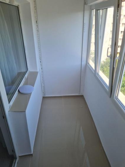 Apartament cu 2 camere semidecomandat în Titan