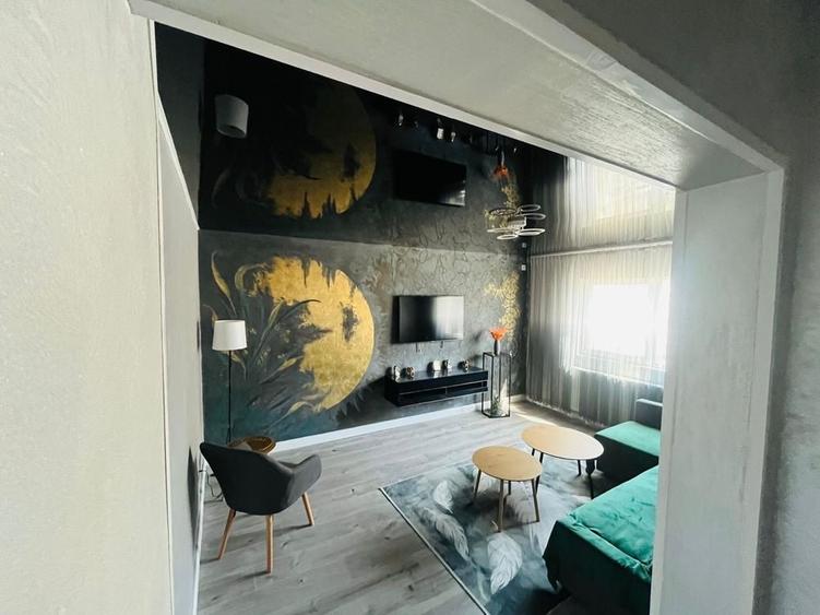 Apartament cu 3 camere decomandat în Central