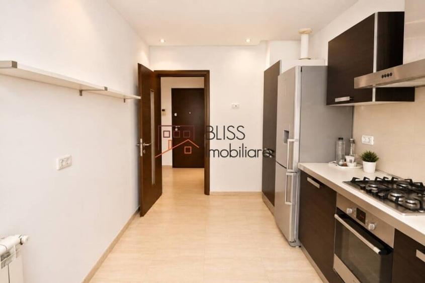 Apartament cu 4 camere decomandat în P-ța Dorobanți