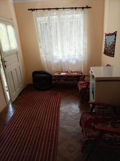 Casă cu 2 camere cu Teren 1369 Mp în Diviciorii Mici