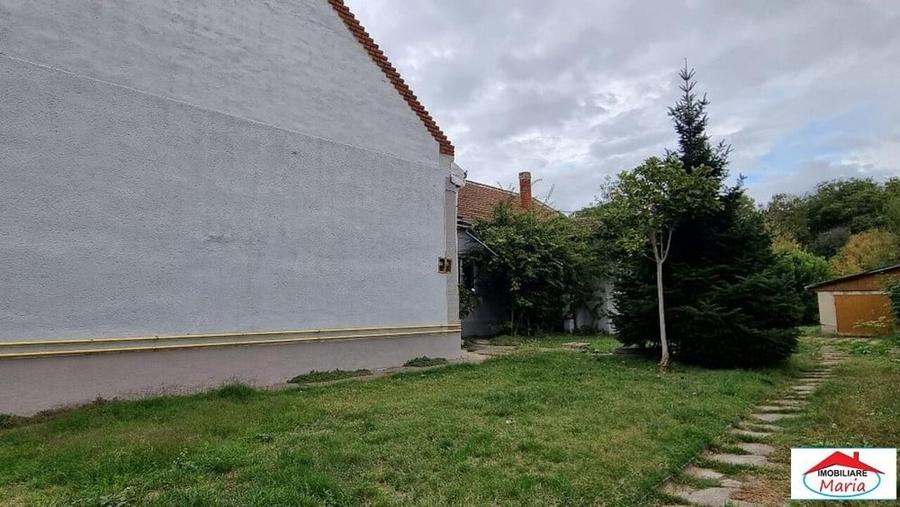 Casă cu 7 camere cu Canalizare în Semicentral